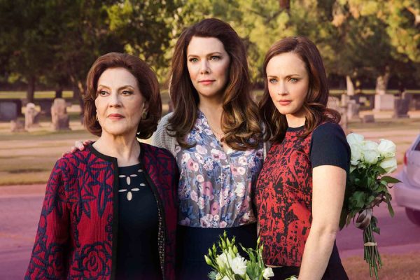 The Gilmore girls. Back in town?
