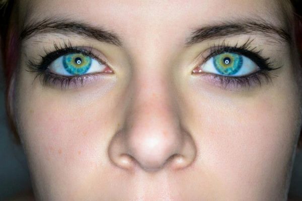 eye color